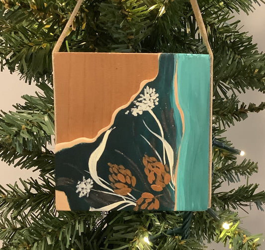 Woodland Green Wooden Christmas Ornament